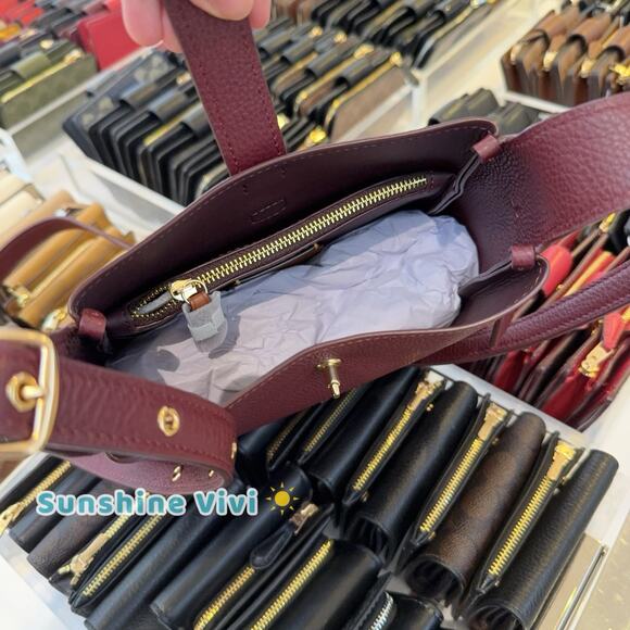 NWT COACH Hadley Mini Crossbody Bag CAL60 Dark Wine Leather Shoulder Bag - Picture 5 of 14